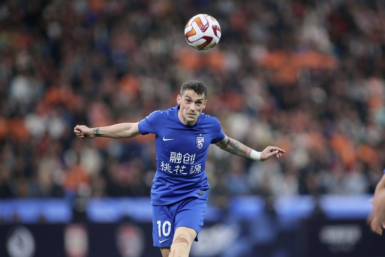 斯基拉：中超舊將斯坦丘接近免簽加盟熱那亞，合同期限到2027年